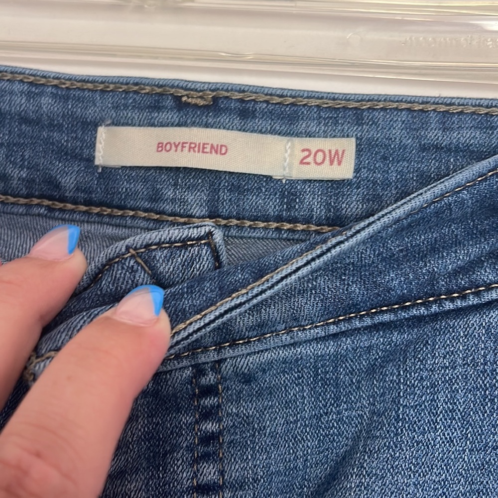 LEVI’S Plus size Ripped Jeans - Picture 4 of 7